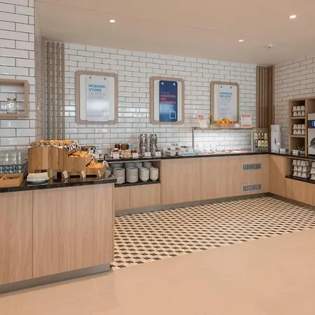 Express - - Hauptbahnhof, An Ihg Hotel Mannheim