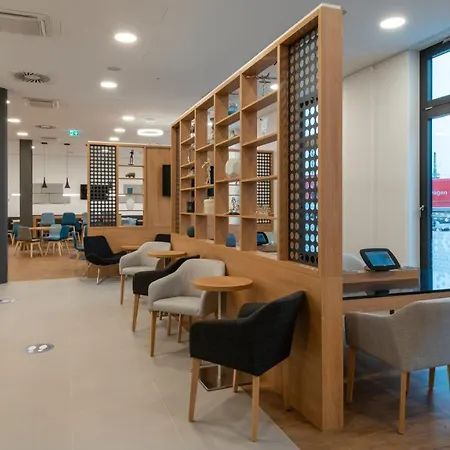 Express - - Hauptbahnhof, An Ihg Hotel 3*