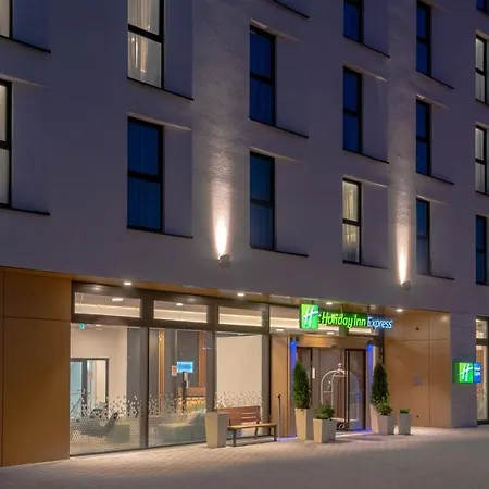 Express - - Hauptbahnhof, An Ihg Hotel 3*