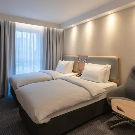 Hotel Express - - Hauptbahnhof, An Ihg 3*